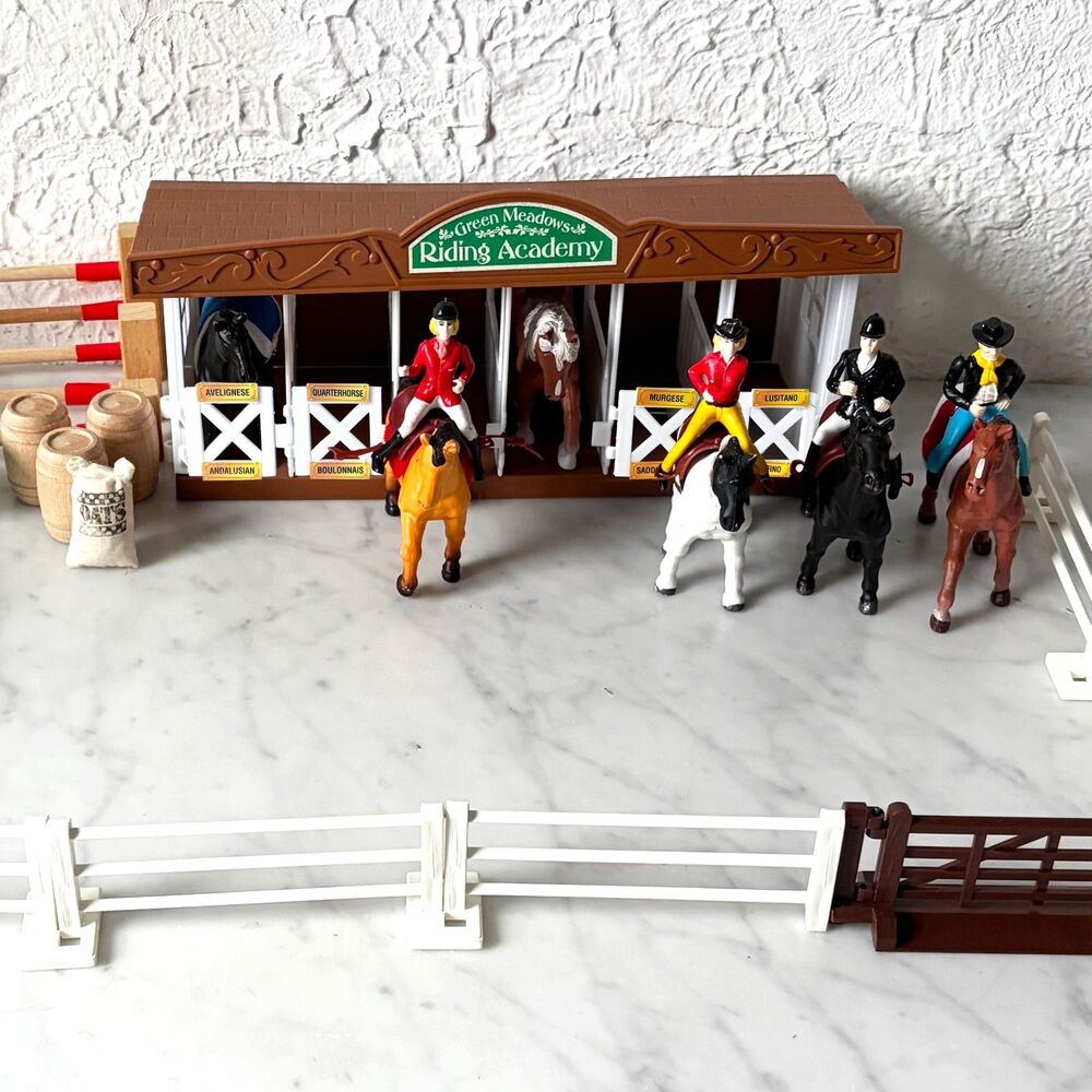 Green Meadows Riding Academy Stable with Horses - Riders - Corral - Accessories